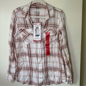 Women’s Jessica Simpson Pink and White Plaid Button-Up Shirt